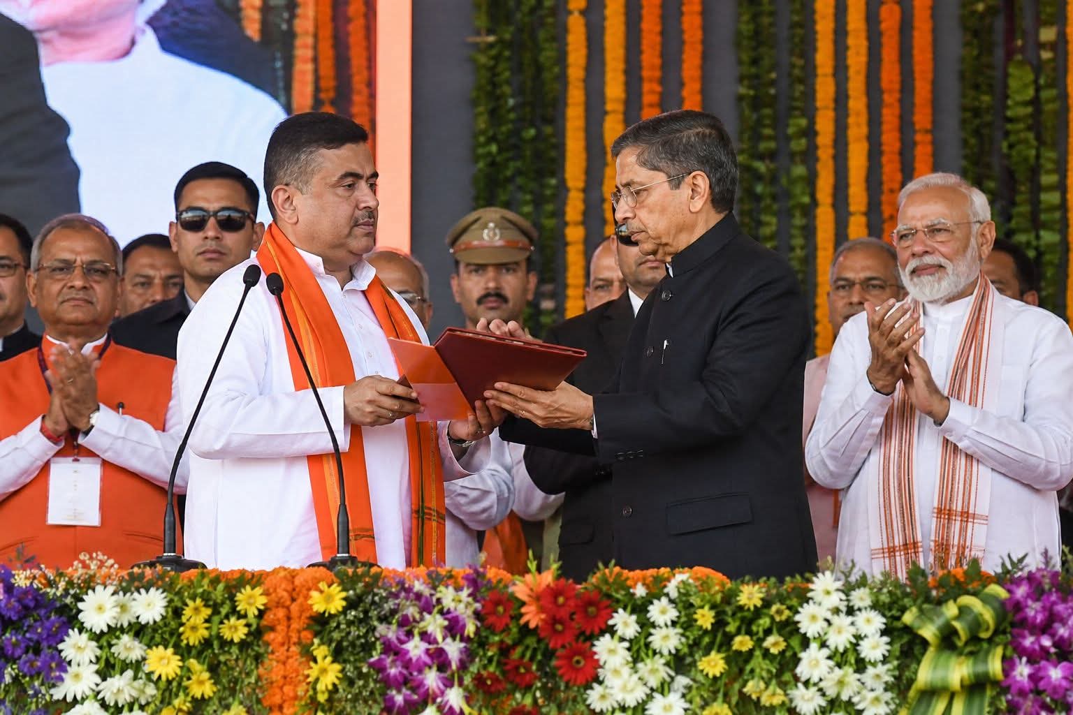 बंगाल में सत्ता परिवर्तन: सुवेंदु अधिकारी बने राज्य के पहले बीजेपी मुख्यमंत्री